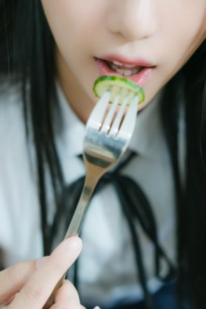 国产乱人伦精品视频免费看_BD韩语完整版观看