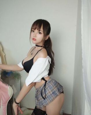 美女露全胸app免费_BD在线视频观看