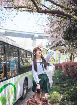 又污又爽又黄的免费网站_BD国语在线手机播放