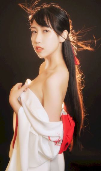伊人久久久综在合线久久在播_日本成人在线