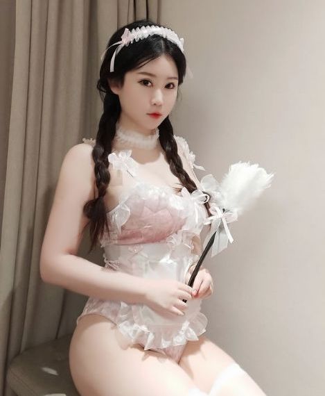 帮妹妹穿尾巴顺便啪啪_4K免费观看视频