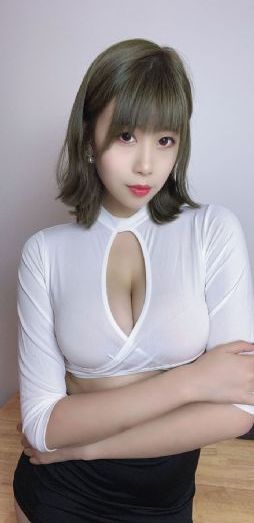 放荡的小yi子嗯啊小说在线看_HD神马在线观看