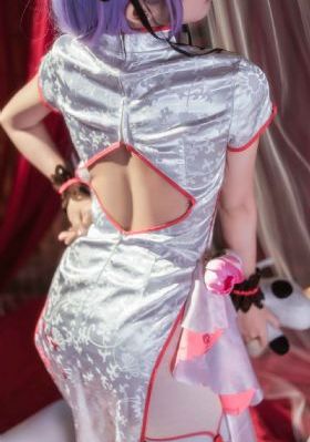 亚噜噜狠久久香蕉人妖_HD高清在线